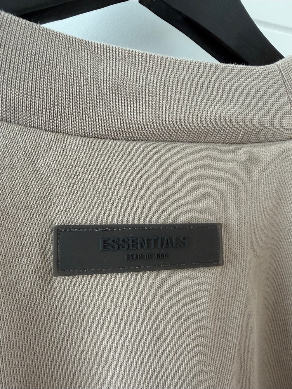 Essentials - Picture 5 of 7